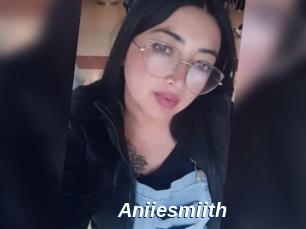 Aniiesmiith