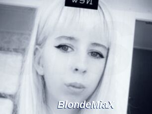 BlondeMiaX