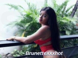 Brunettexxxhot