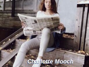 Charlotte_Mooch