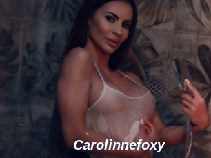 Carolinnefoxy