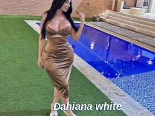 Dahiana_white