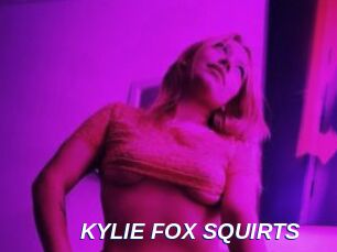 KYLIE_FOX_SQUIRTS