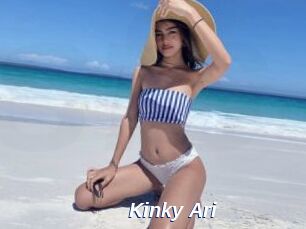 Kinky_Ari