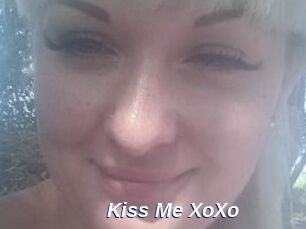 Kiss_Me_XoXo
