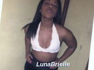 Luna_Brielle