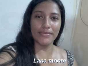 Lana_moore
