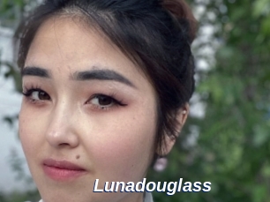 Lunadouglass