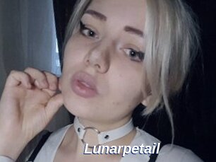 Lunarpetail