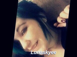 Lunaskyee