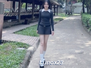 Lunox23