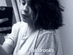 Nali_Brooks