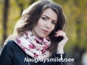 Naughtysmileusee