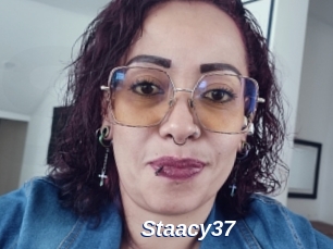 Staacy37