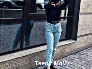 Teeny_Molly