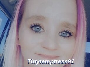 Tinytemptress91