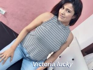 Victoria_lucky