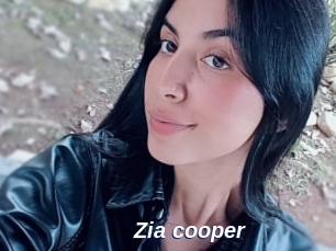 Zia_cooper